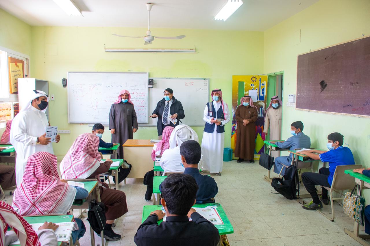 صحة حائل تجري فحص الليشمانيا لـ 850 طالب وطالبة