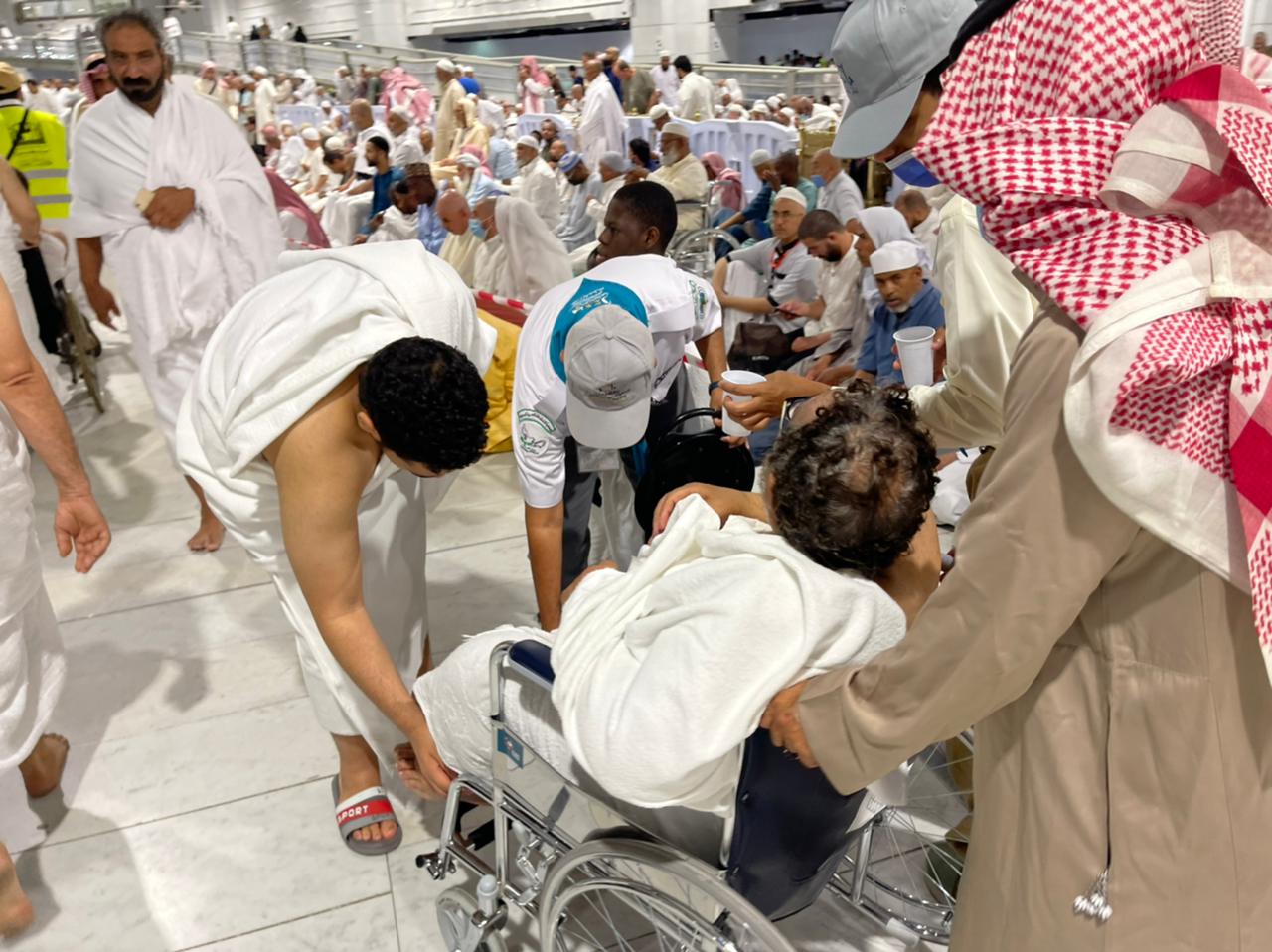 مواقف إنسانية تتجدد للكشافة في الحرم المكي كل عام