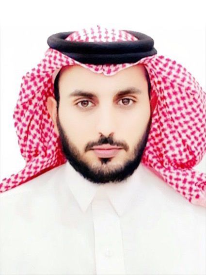 وطن عزيز وقائد ملهم