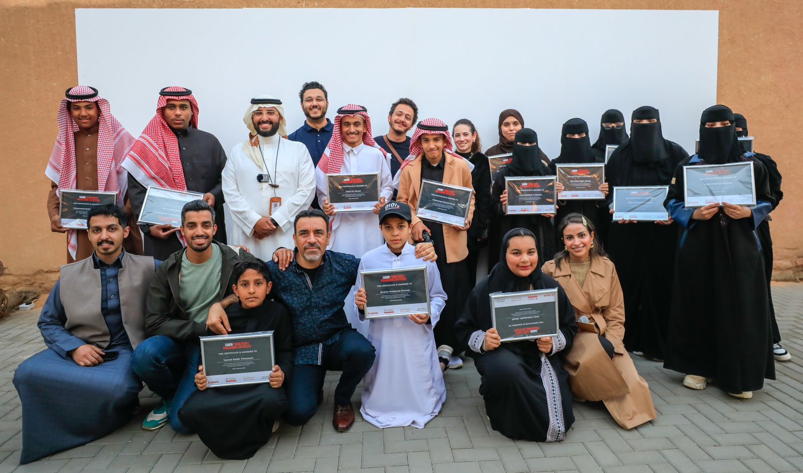 النسخة الثانية من برنامج الشباب من كانون تشهد مستويات أكبر من النجاح والإبداع والتفاعل في العلا