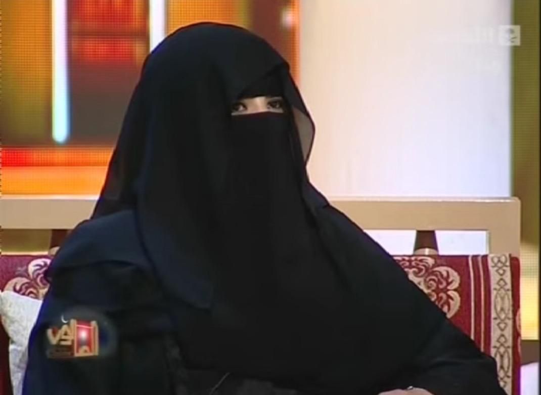 ثقافة وفنون الدمام تكرم ليلى الأحيدب وتحتفي بيوم القصة العالمي في مهرجان بيت السرد السادس