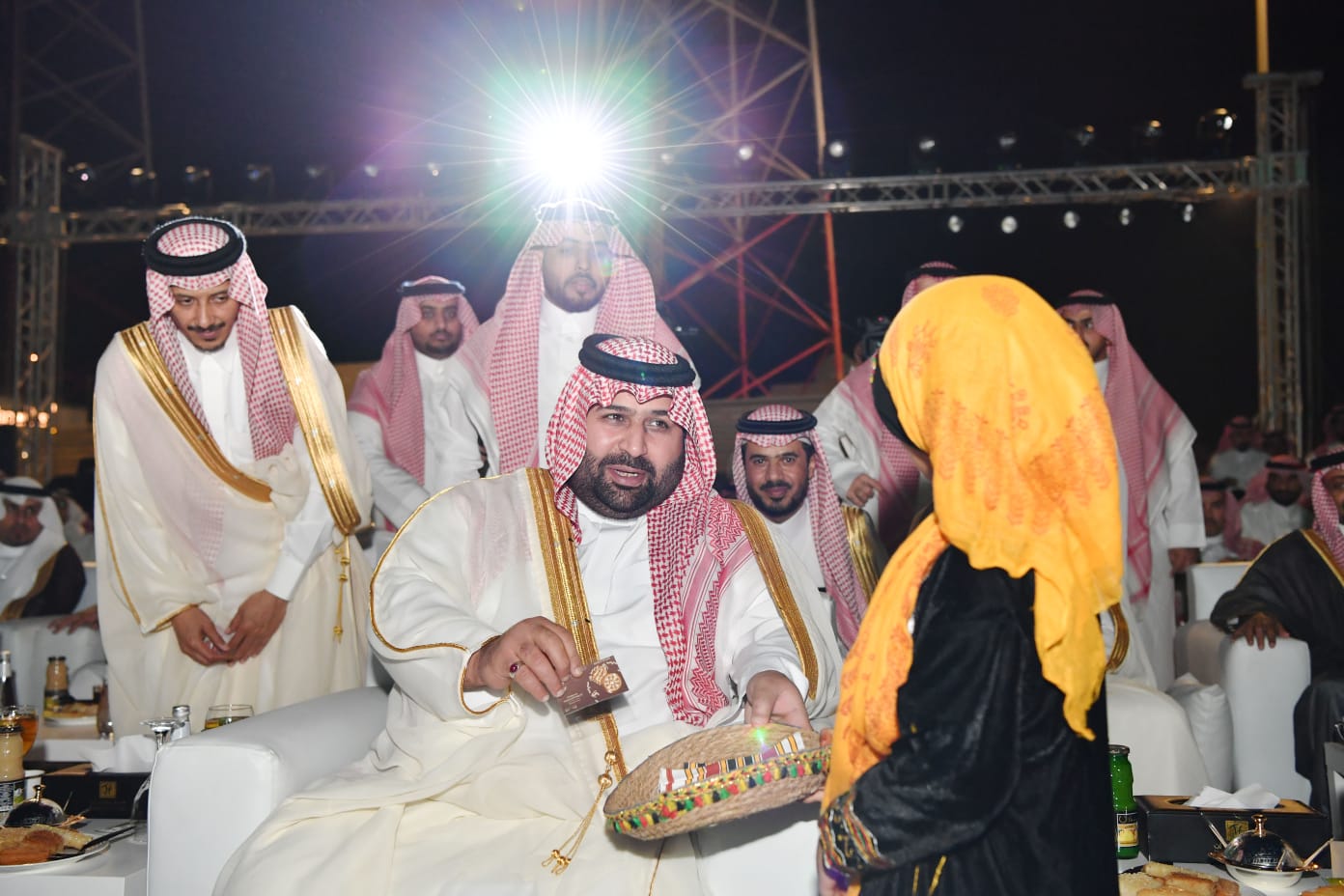 سمو نائب أمير جازان يشرف حفل أهالي المنطقة بمناسبة يوم التأسيس 