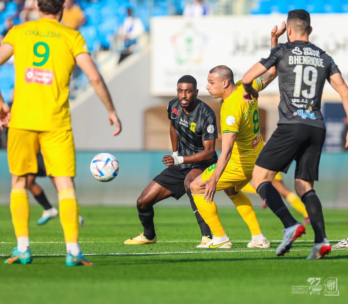 الإتحاد يضرب الخليج بالثلاثة