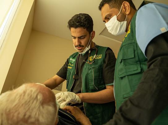 مركز "سلمان الإغاثي "يدشن برنامجه الطبي لمصابي الزلزال في تركيا
