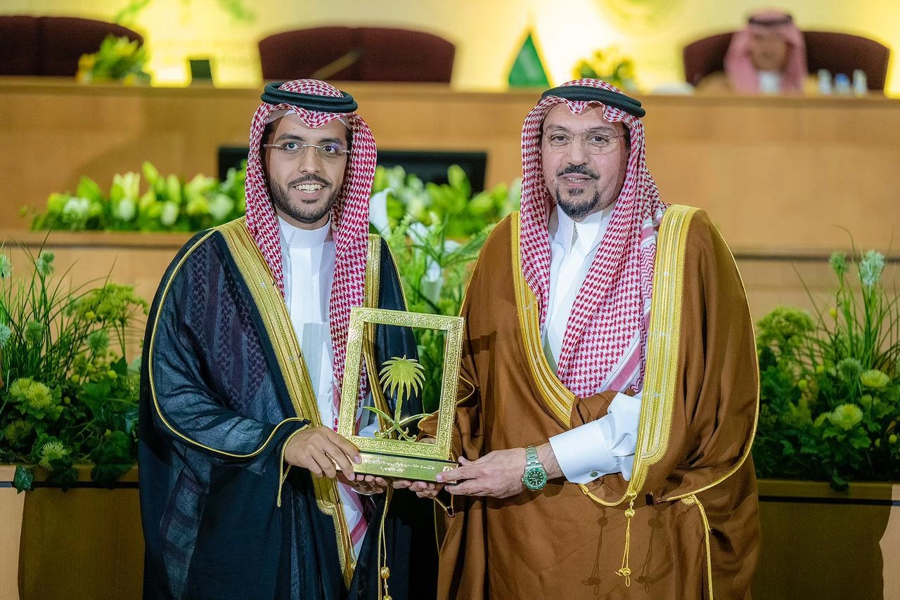 حساب وزارة الصحة في تويتر يفوز بجائزة صناعة المحتوى الرقمي بوسائل التواصل الاجتماعي