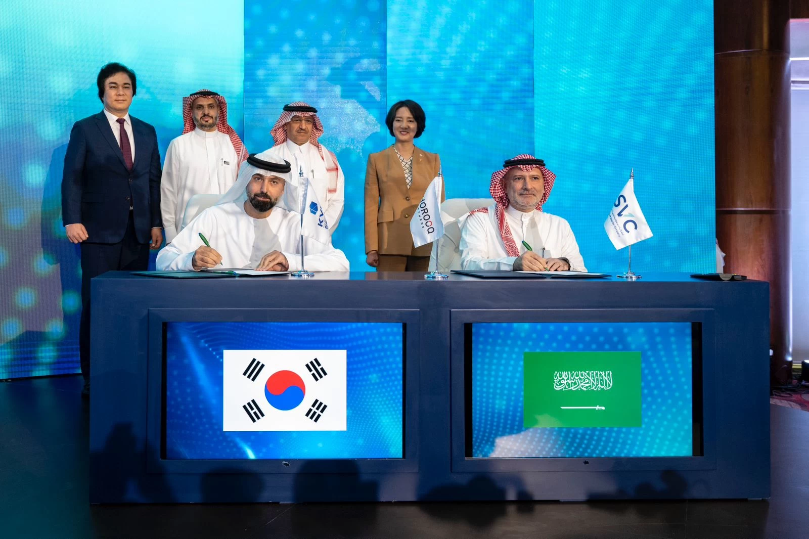بقيمة تجاوزت مليار ريال منظومة بنك المنشآت الصغيرة والمتوسطة تُوقع 20 اتفاقية للتعاون والاستثمار