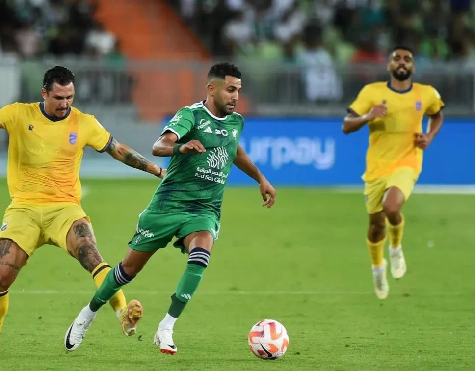 مع انطلاقة صافرة البداية للدوري .. عودة قوية للأهلي ويدك شباك الحزم بثلاثية