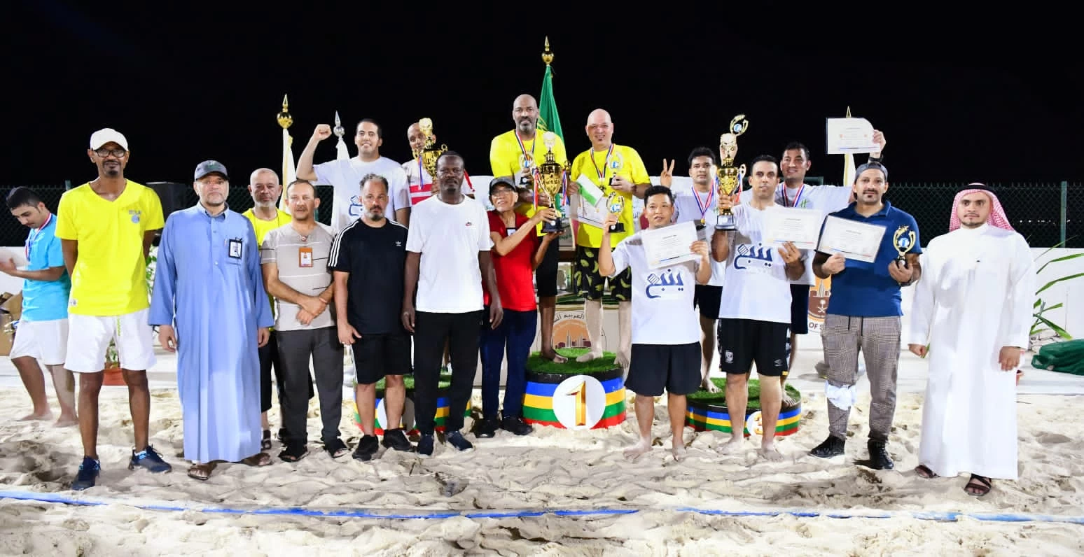 أمين والخيبري أبطال شاطئية الأساتذة