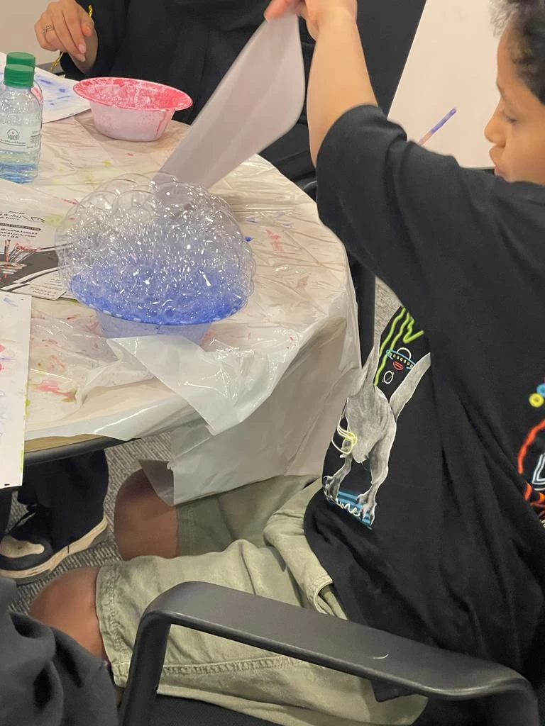 نحو 200 فتاة بجمعية إنسان يجتزن برامج المراكز الصيفية بنجاح