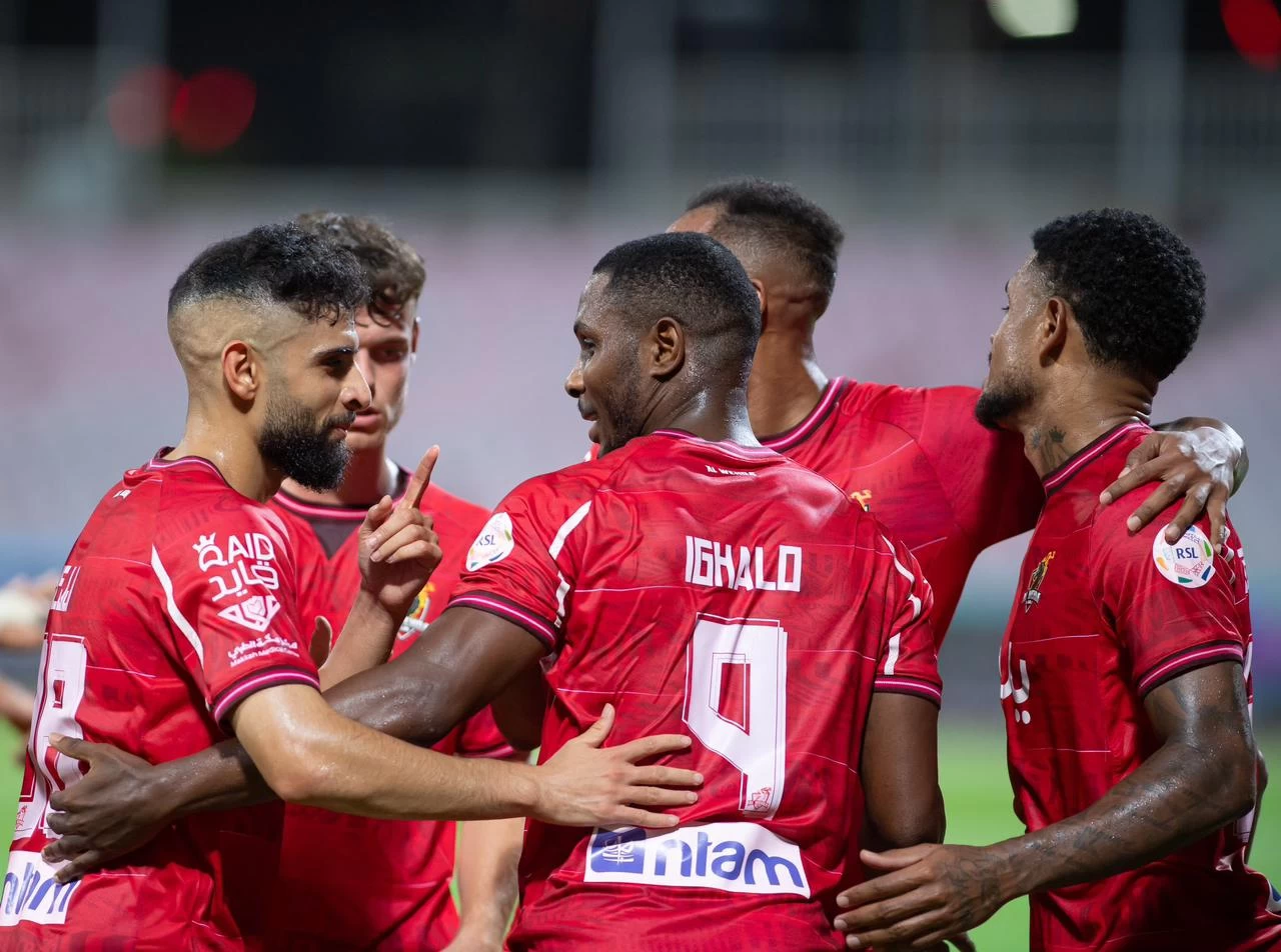 الوحدة‎ يزيد أوجاع ضمك برباعية.