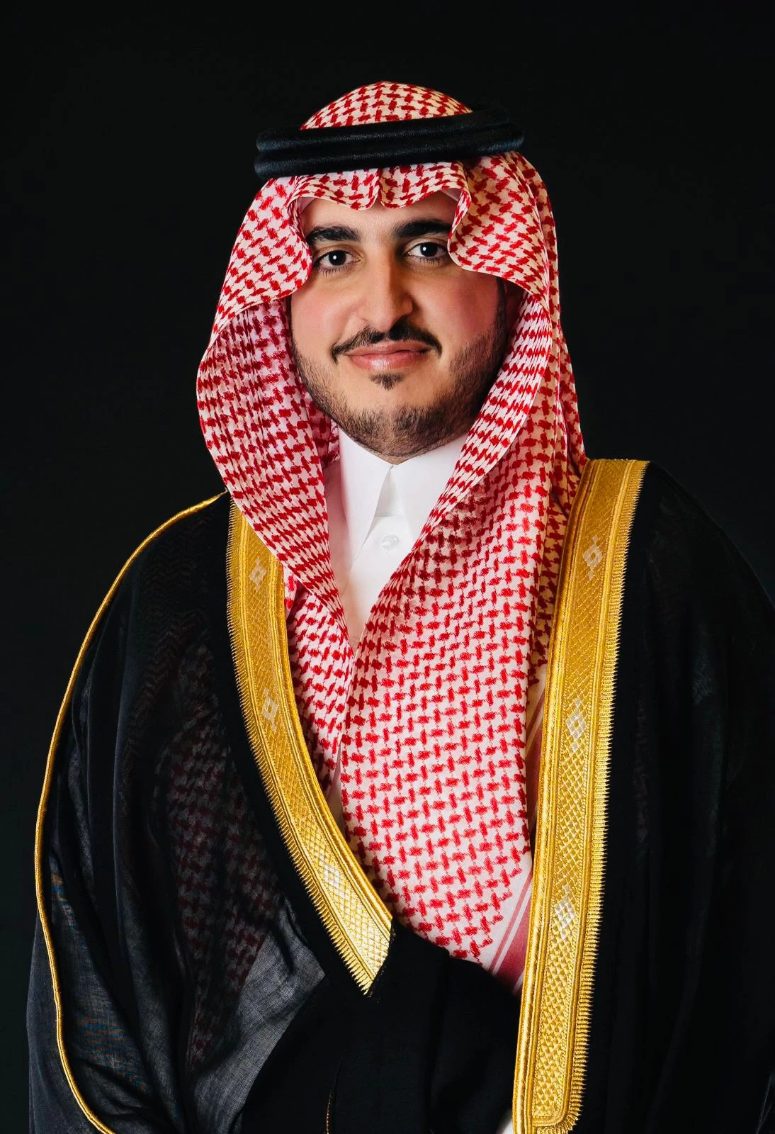 سـمـو أمير منطقة الجوف: اليوم الوطني، ذكرى وطنية غاليـة على قلـوب السـعـوديين، تتجسد فـيـها معـانـي الاعتـزاز والانتمـاء لوطننـا الشـامـخ، والولاء لقيادتنــا الرشيـدة . 