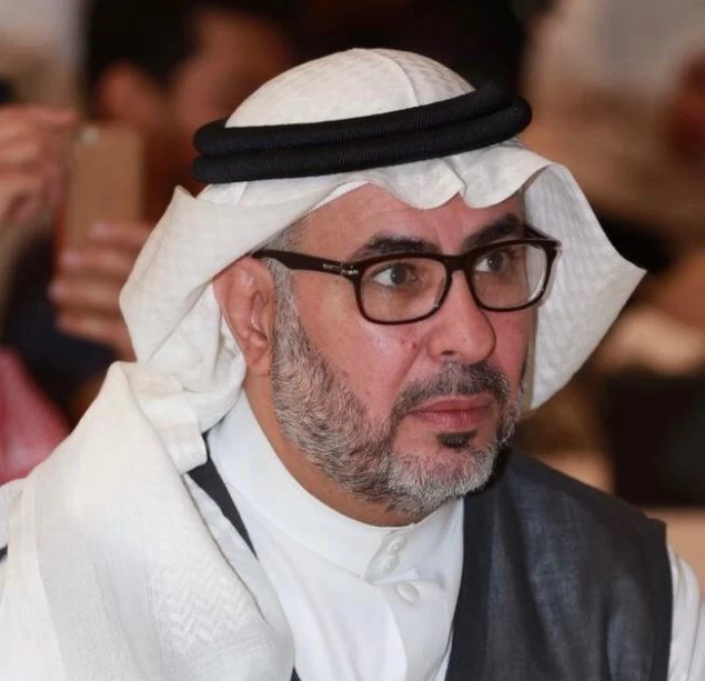 لارا ولورا .. تنيرا حياة د. الجاسر