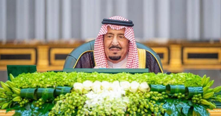 خادم الحرمين الشريفين يرأس جلسة مجلس الوزراء