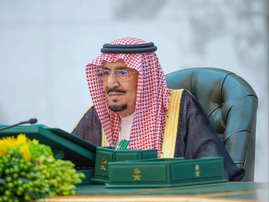 خادم الحرمين الشريفين يرأس جلسة مجلس الوزراء