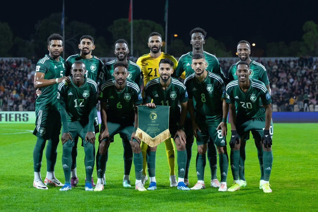 المنتخب السعودي الأول يتصدر مجموعته الآسيوية بنقاط الأردن.