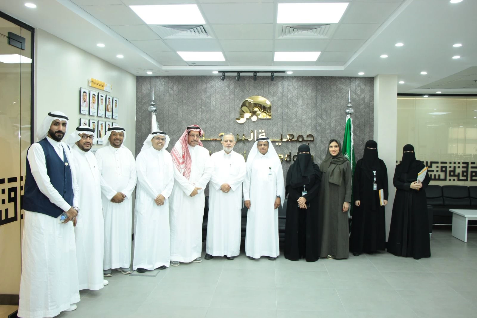 ورشة عمل في "بر جدة" لمناقشة فرص وتحديات العمل التطوعي بمشاركة فرع الموارد البشرية بالمنطقة