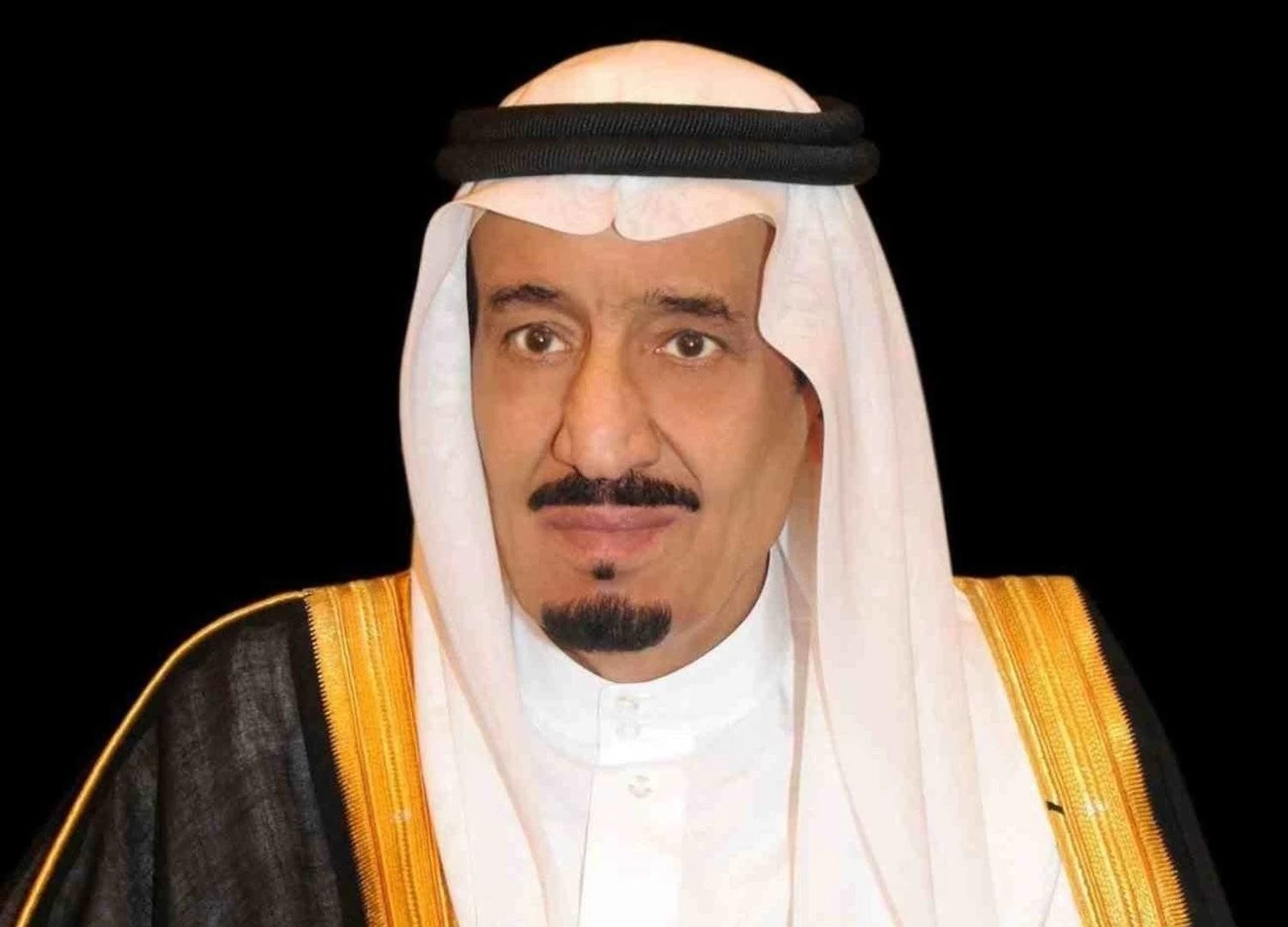 خادم الحرمين الشريفين يصل إلى جدة قادمًا من الرياض