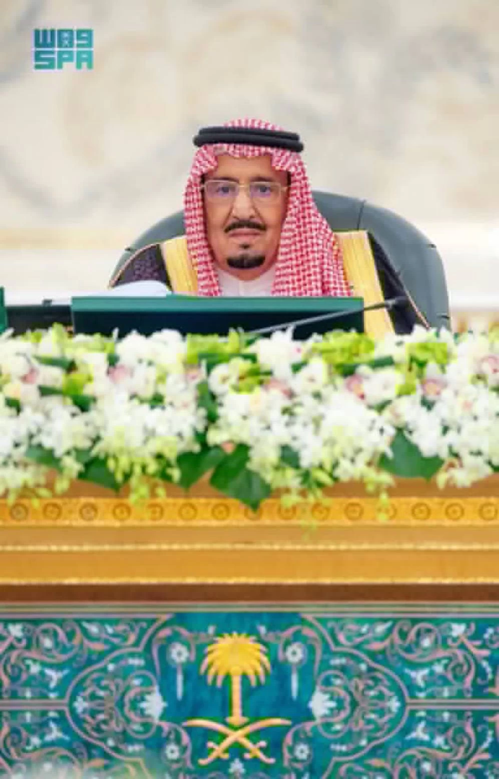 خادم الحرمين الشريفين يرأس جلسة مجلس الوزراء