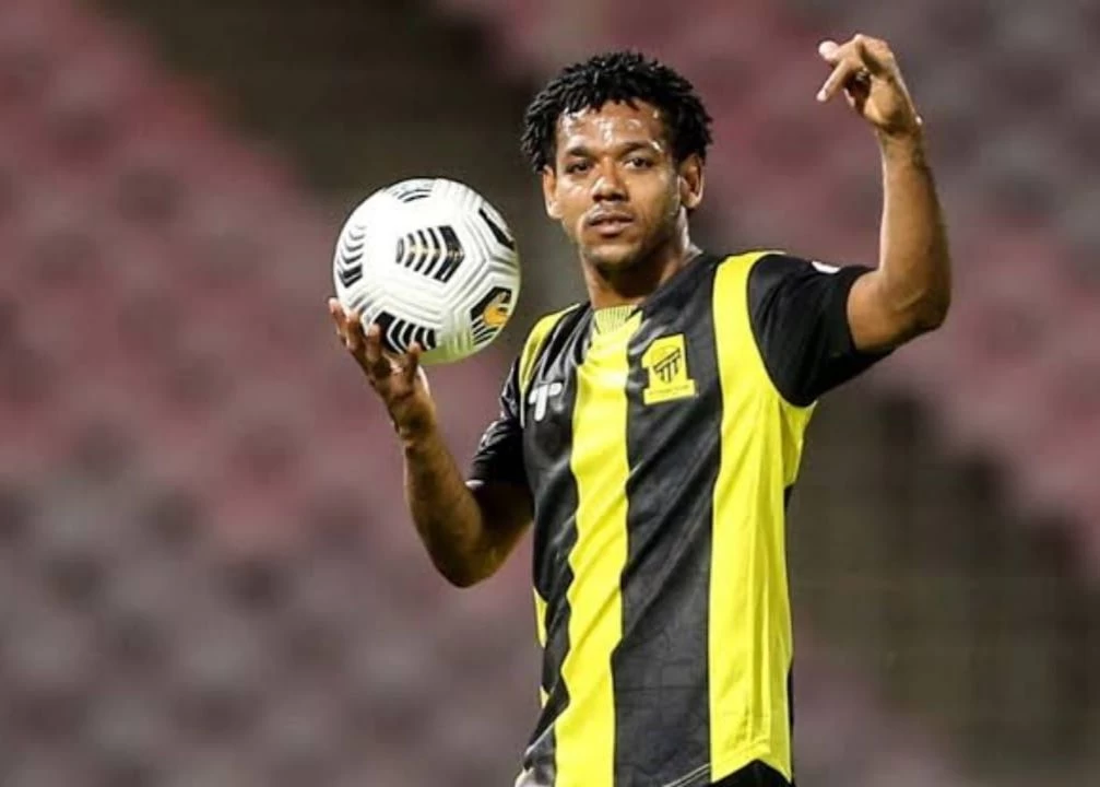 «روما»: يقرر الرحيل عن الاتحاد