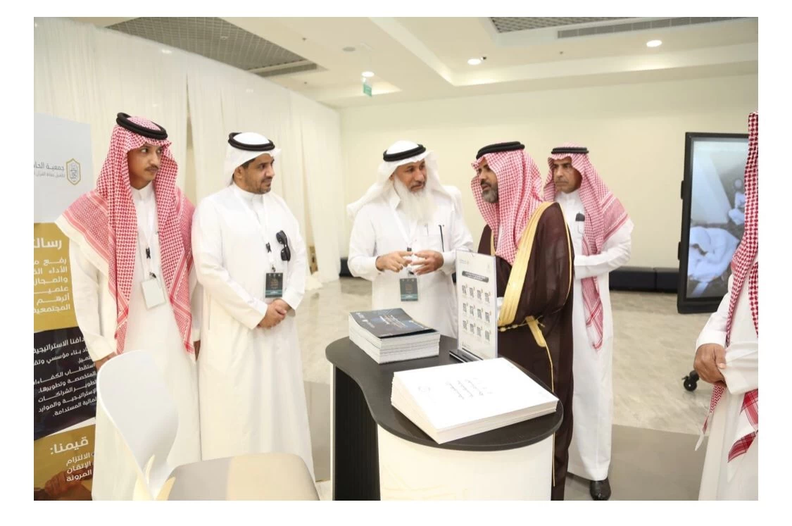 رئيس جامعة جدة يشيد بجهود جمعية الحافظ لتأهيل حفاظ القرآن الكريم