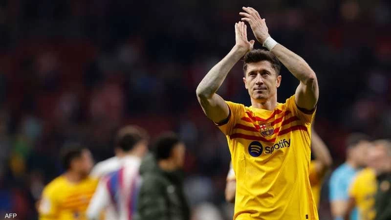 "ليفاندوفسكي" يتلقى "عرضاً ضخماً" من الدوري السعودي