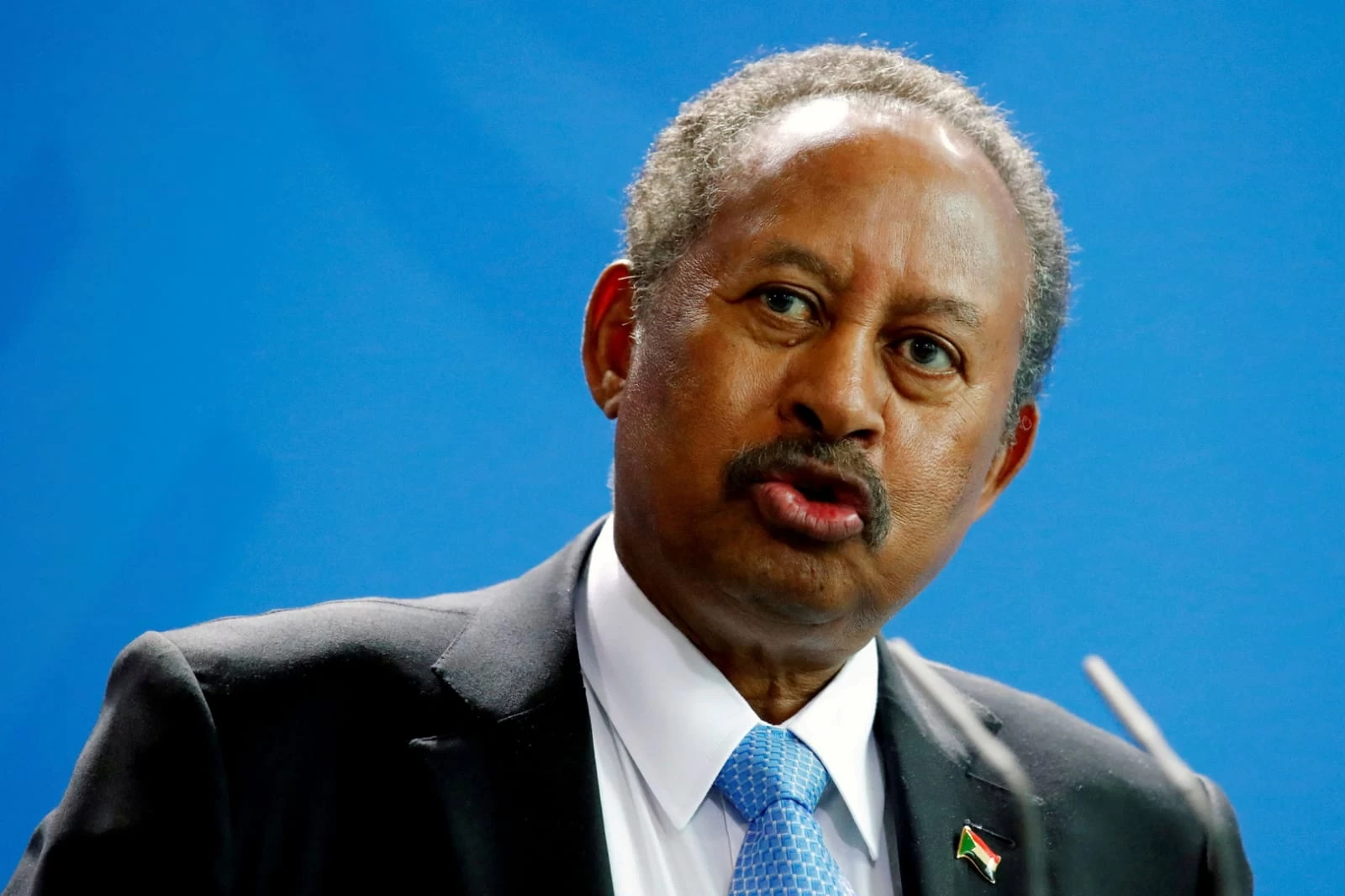 النيابة العامة في السودان توجه اتهامات تصل عقوبتها للإعدام لرئيس الوزراء السابق عبدالله حمدوك