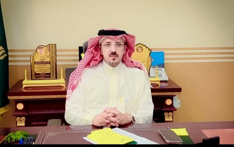 محافظ رجال ألمع يهنئ القيادة الرشيدة بحلول عيد الفطر المبارك 