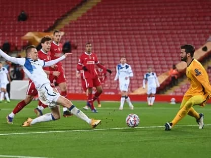 ليفربول أمام أتالانتا .. حسم التأهل مبكراً أم استمرار عقدة الطليان على ملعبه 