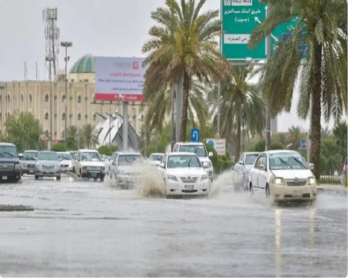 " البيئة " ترصد هطول أمطار في 8 مناطق .. والشرقية تسجّل أعلى كمية