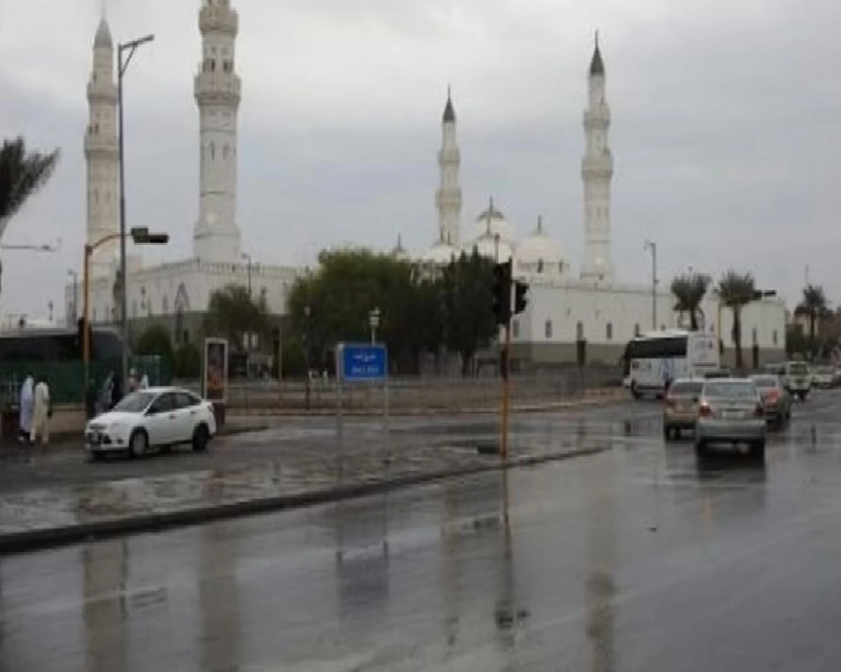 طقس المملكة الخميس .. أمطار رعدية ورياح نشطة على عدة مناطق 