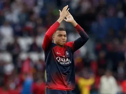 جماهير باريس تطلق صافرات استهجان ضد مبابي في مباراته الأخيرة مع الفريق 