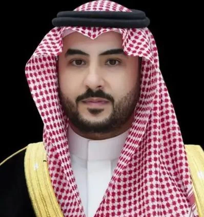 بتوجيه من القيادة.. سمو وزير الدفاع يصل العاصمة الصينية بكين في زيارة رسمية