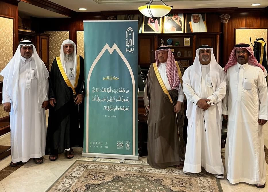 محافظ الخفجي ورئيس الهيئة يفعلان حملة الدين يسر