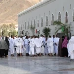 "ميقات ذي الحليفة" بالمدينة المنورة يودّع آخر أفواج الحجاج المتجهين إلى مكة المكرمة