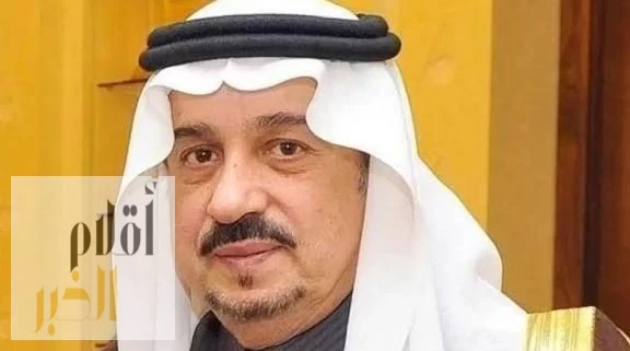 أمير منطقة الرياض يعزي رئيس مركز المديفع في وفاة والدته