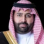 أمير منطقة جازان يعزي الفيفي في وفاة والدته