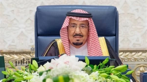 خادم الحرمين يرأس جلسة مجلس الوزراء