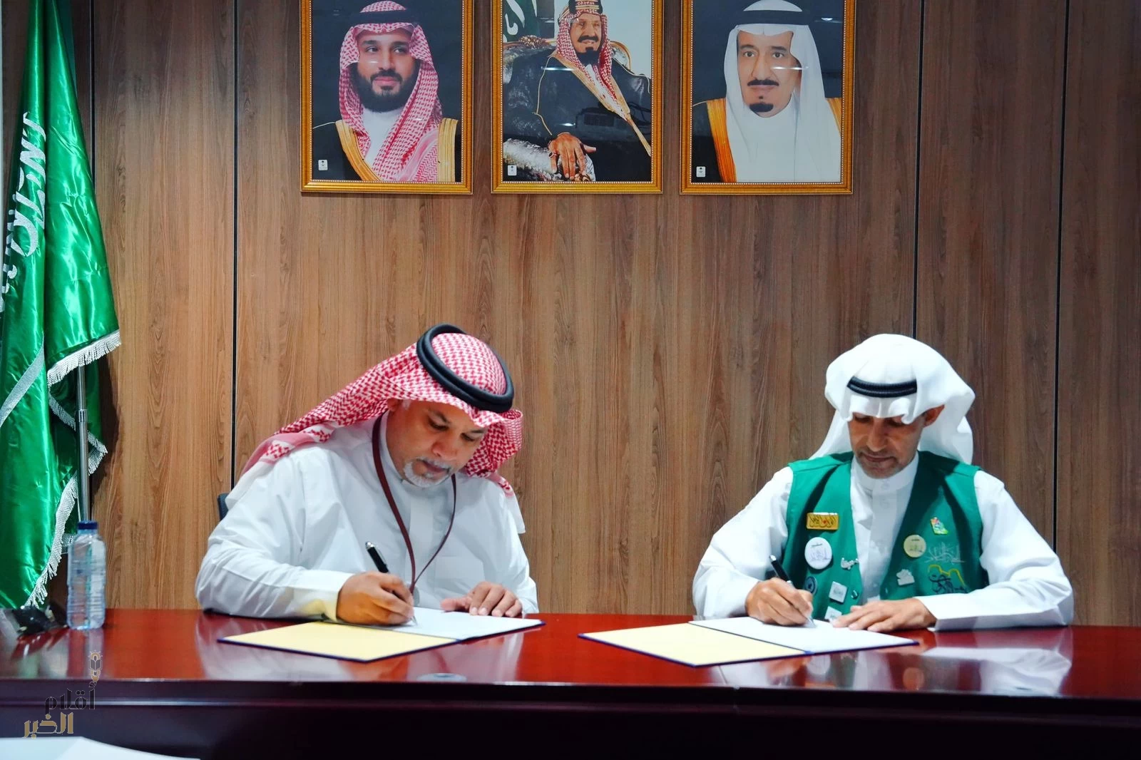 نادي المحبة والسلام لنجوم الفن التشكيلي يوقع مذكرة شراكة مع شبكة القطيف الصحية