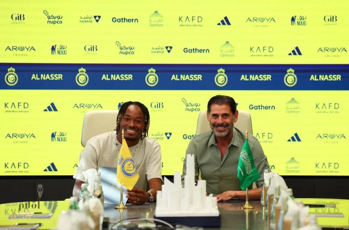 قبل نهاية الميركاتو .. النصر يعلن التعاقد مع المدافع الفرنسي سيماكان