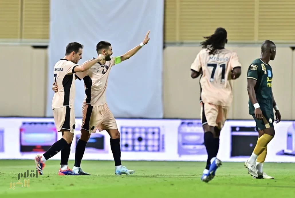 عبدالرزاق حمدالله يقود الشباب لتجاوز الخلود في كأس الملك 