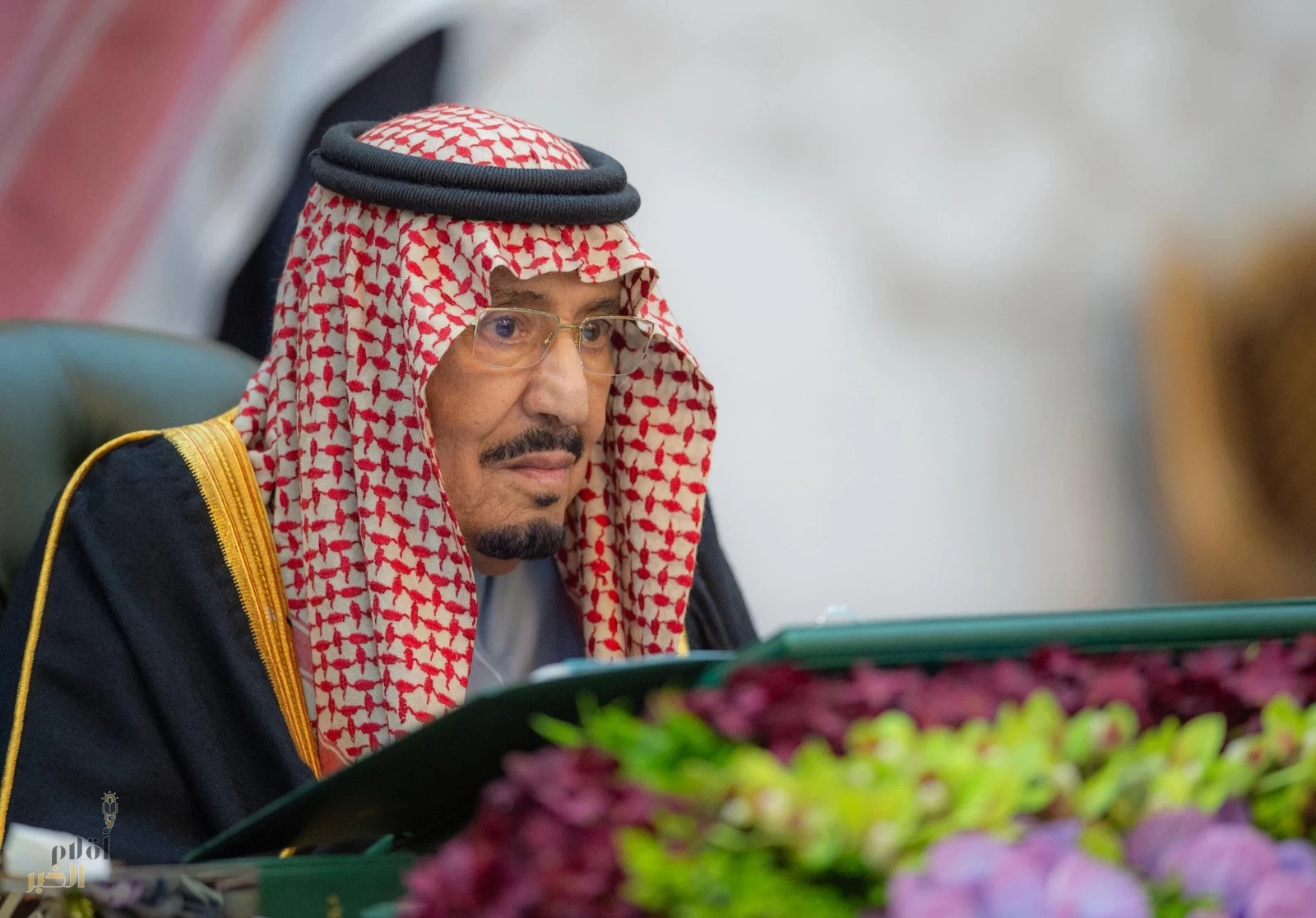 خادم الحرمين الشريفين يرأس جلسة مجلس الوزراء