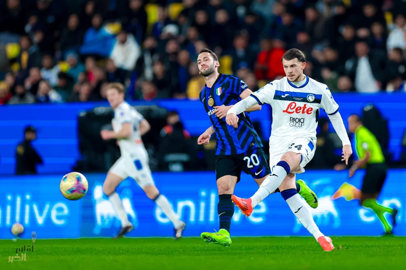 إنتر يتألق في الرياض ويحجز مكانه في نهائي السوبر الإيطالي