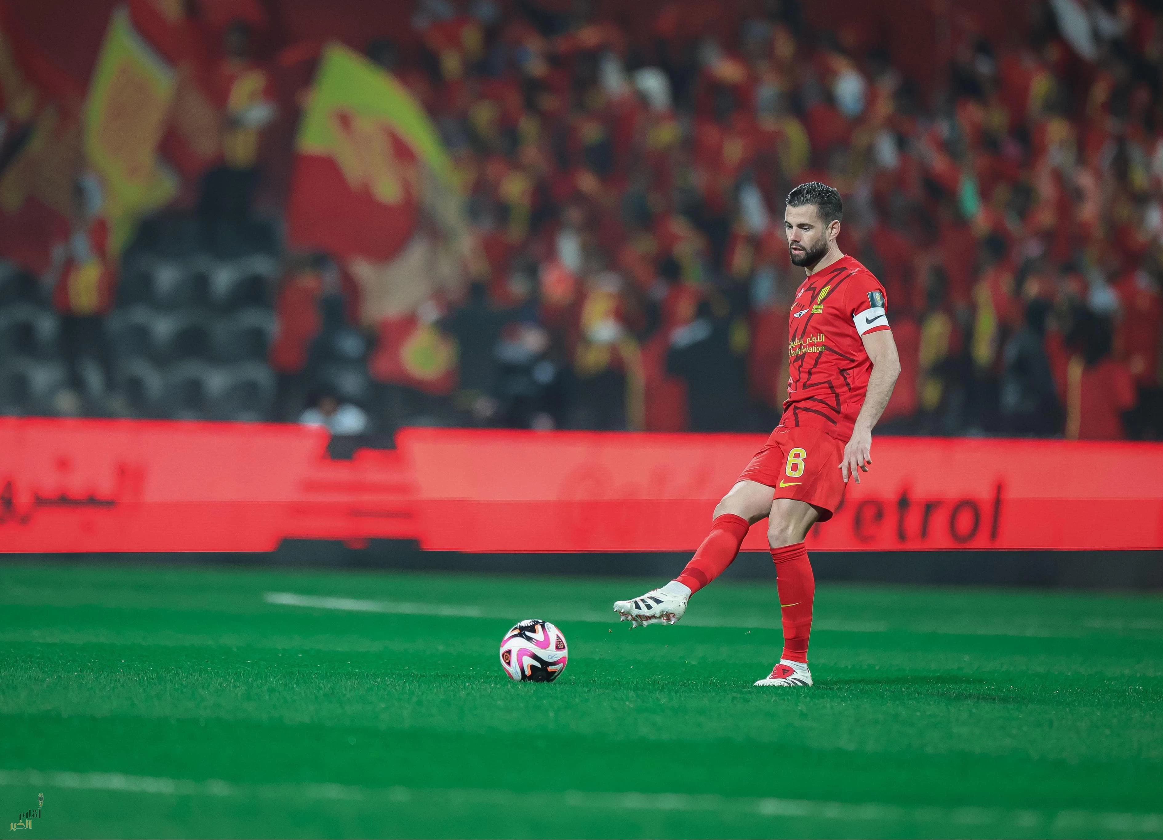 القادسية يعبر التعاون بثلاثية ويتأهل لنصف نهائي الكأس