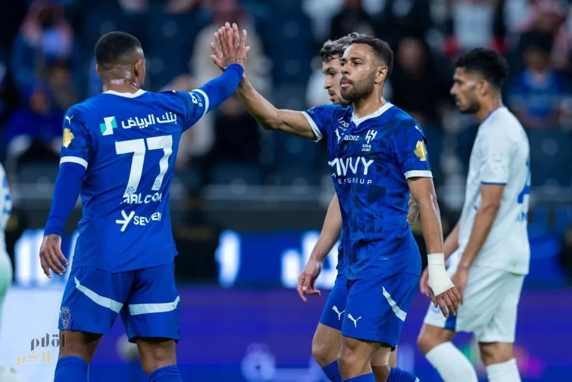 الهلال يمطر شباك الفتح بتسعة أهداف ويتمسك بالصدارة