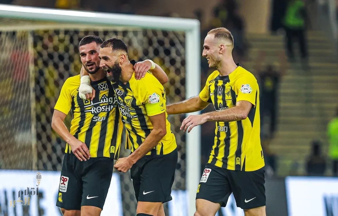 الاتحاد يسعى للعودة للصدارة بمواصلة انتصاراته أمام الشباب 