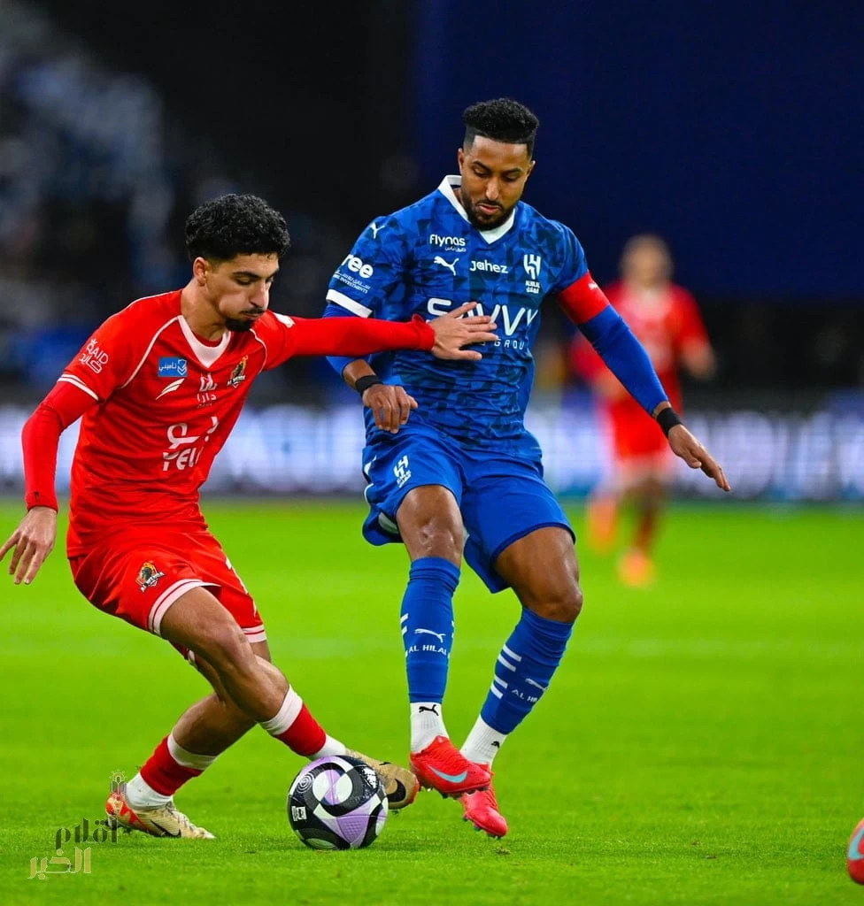 الهلال يؤمن صدارته برباعية الوحدة