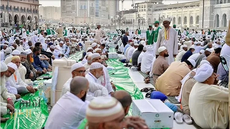هيئة شؤون الحرمين تُطلق بوابة إلكترونية لتقديم طلبات تصاريح سفر إفطار الصائمين في المسجد الحرام