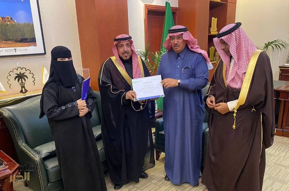 محافظ المجمعة يستقبل رئيس الجمعية التعاونية للإسكان بمنطقة الرياض