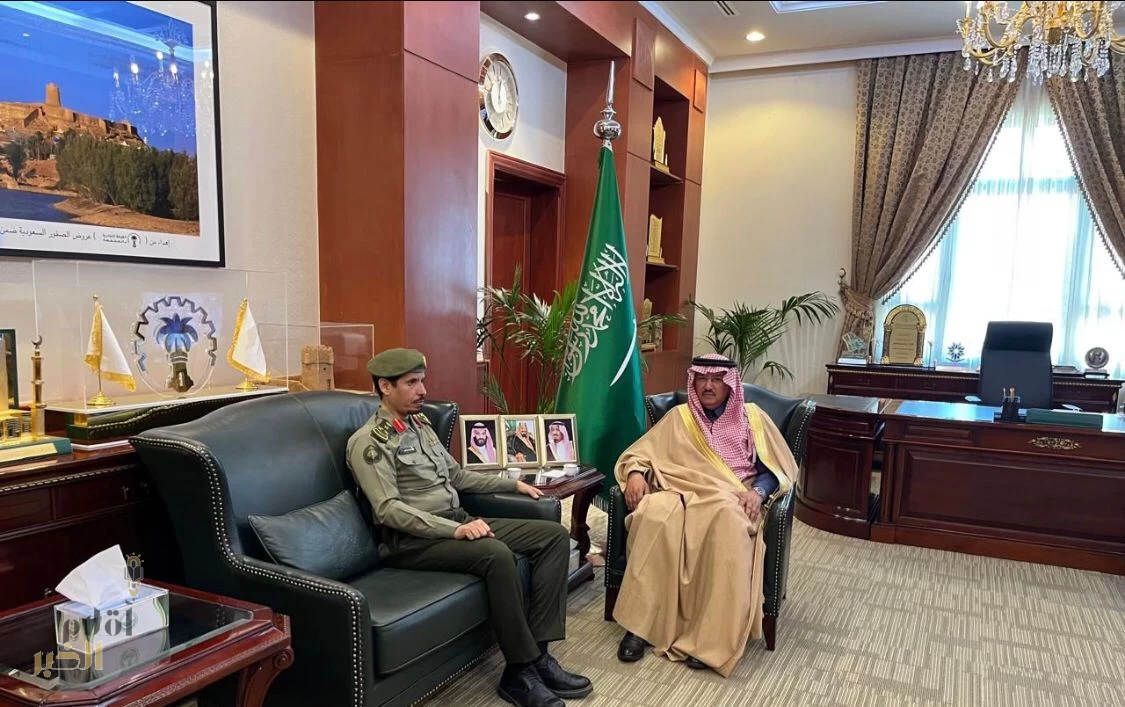 محافظ المجمعة يستقبل مدير جوازات المحافظة الجديد