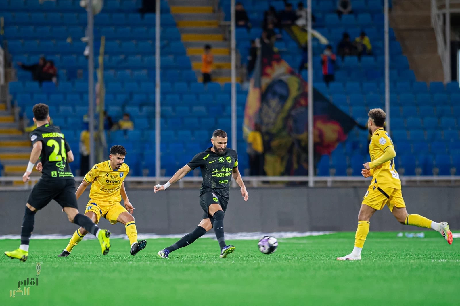 الاتحاد يخطف فوزًا دراماتيكيًا من التعاون في الوقت القاتل